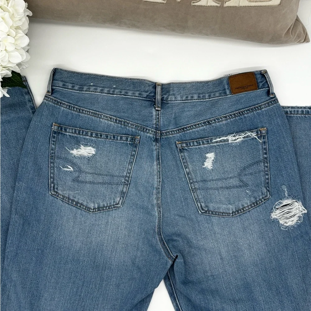 American Eagle Women’s Distressed Button-fly Straight Leg Jeans 14Long - Picture 2 of 13